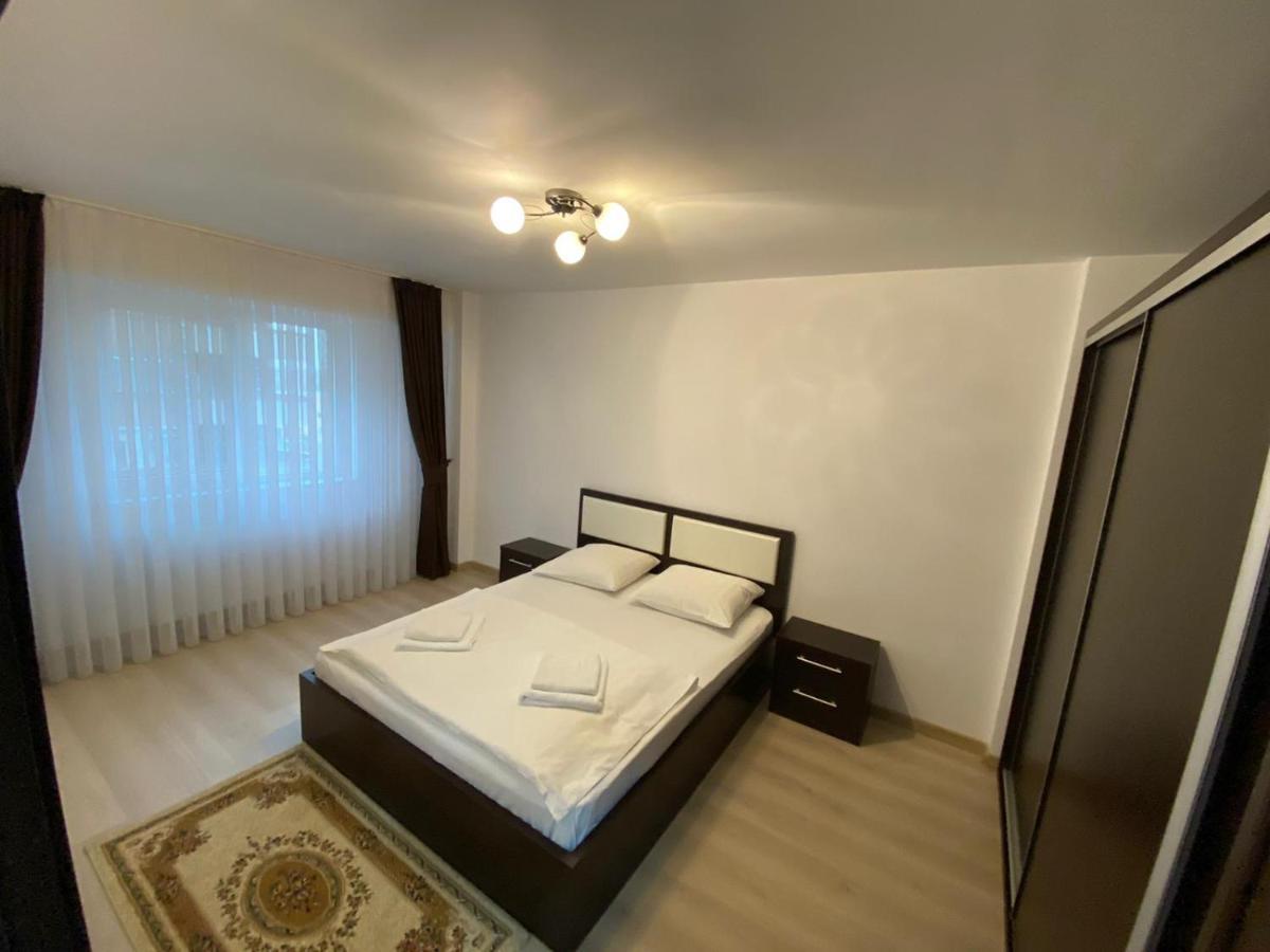 Apartament Stefan Apartment Oradea Exterior foto